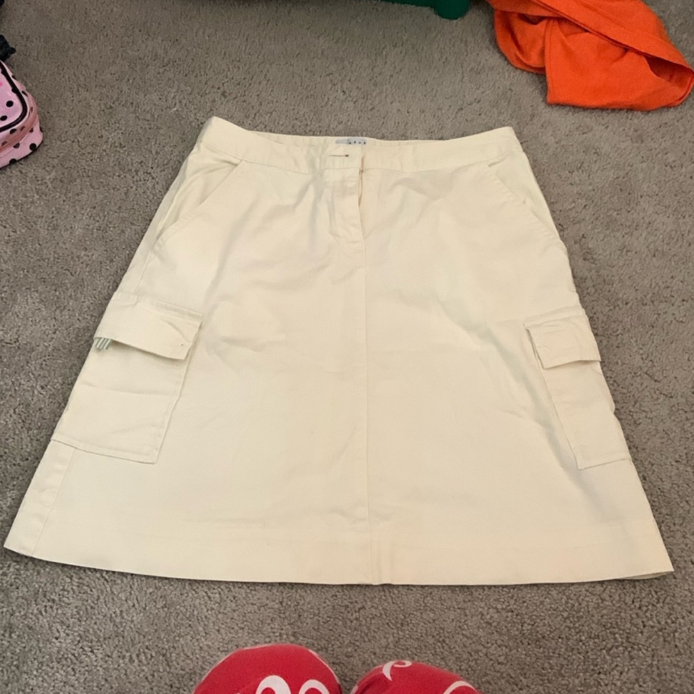 White Carolina blues, cargo skirt, size 4 knee length